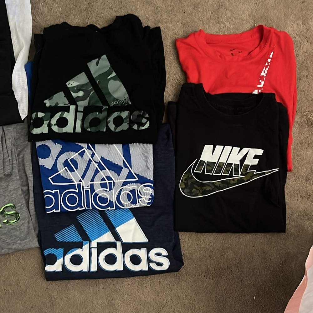 Boys T-Shirt Lot/ 10 Shirts - Size 14/16 and 18/20 Nike, Adidas & Puma brands